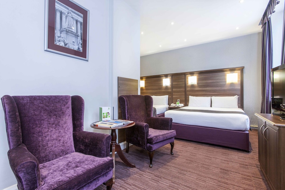 Standard Room, 2 Double Beds photo 2