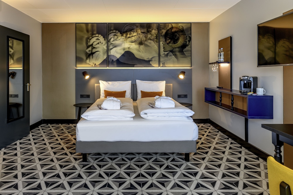 Privilege, Superior Room, 1 Queen Bed photo 2