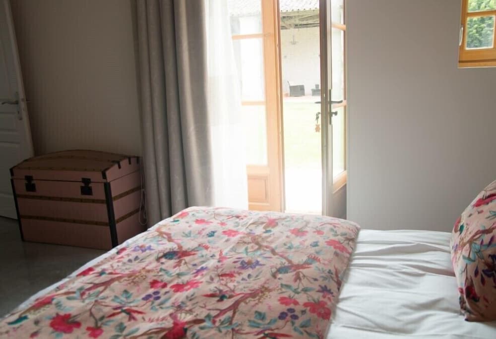 Double Room (Mère Faucon) photo 3
