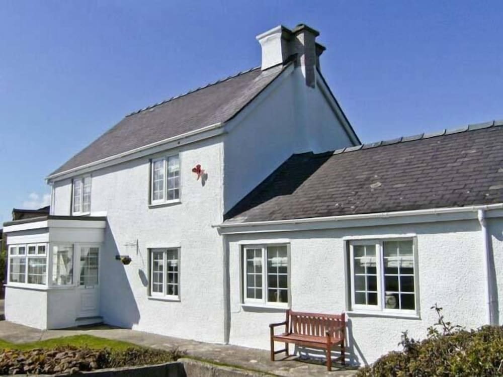 Cottage photo 2