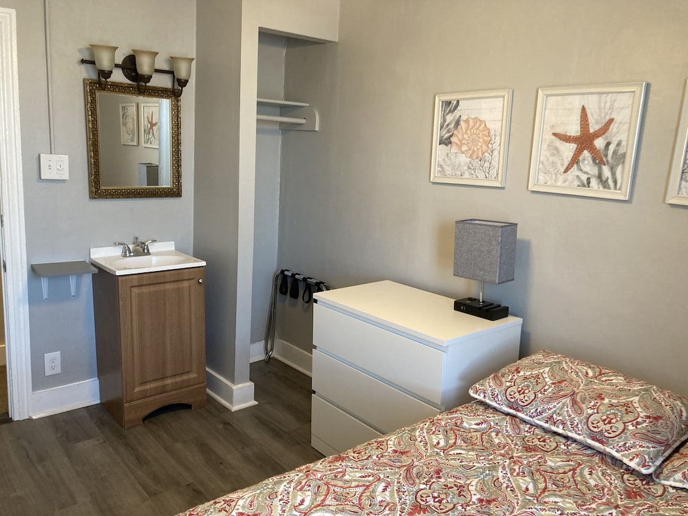 Comfort Double Room, Shared Bathroom (Room 12) photo 2