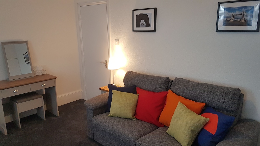 Basic Apartment, Ensuite (Apartment) photo 3