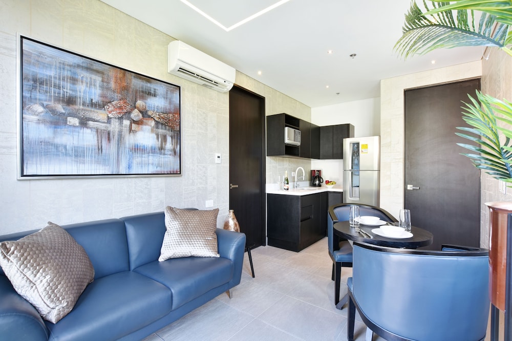 3-Bedroom apartment with hot tub on the balcony - Photo 8