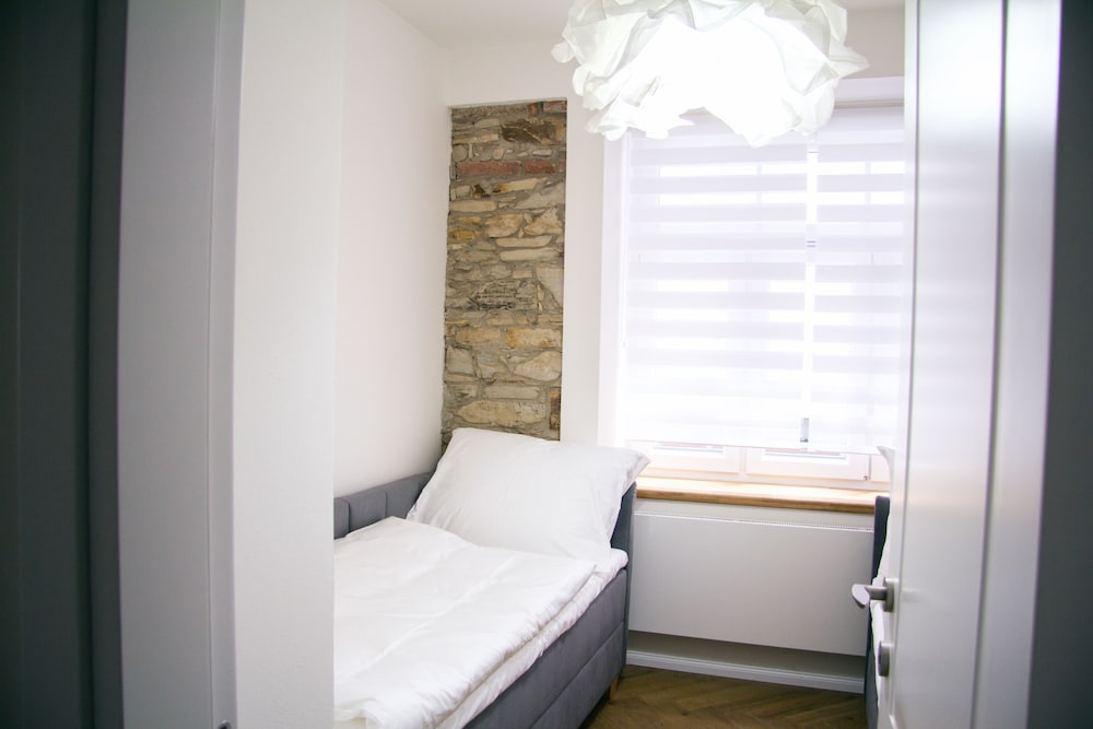 Apartment photo 2