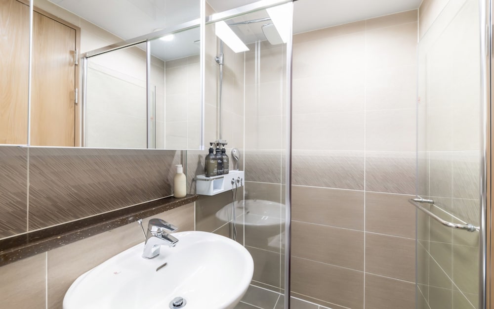 Premier Suite Corner - Photo 13