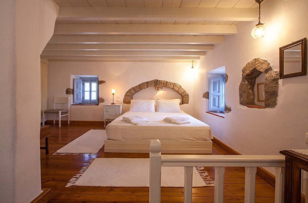 House, 2 Bedrooms, Sea View (Allegra) photo 3