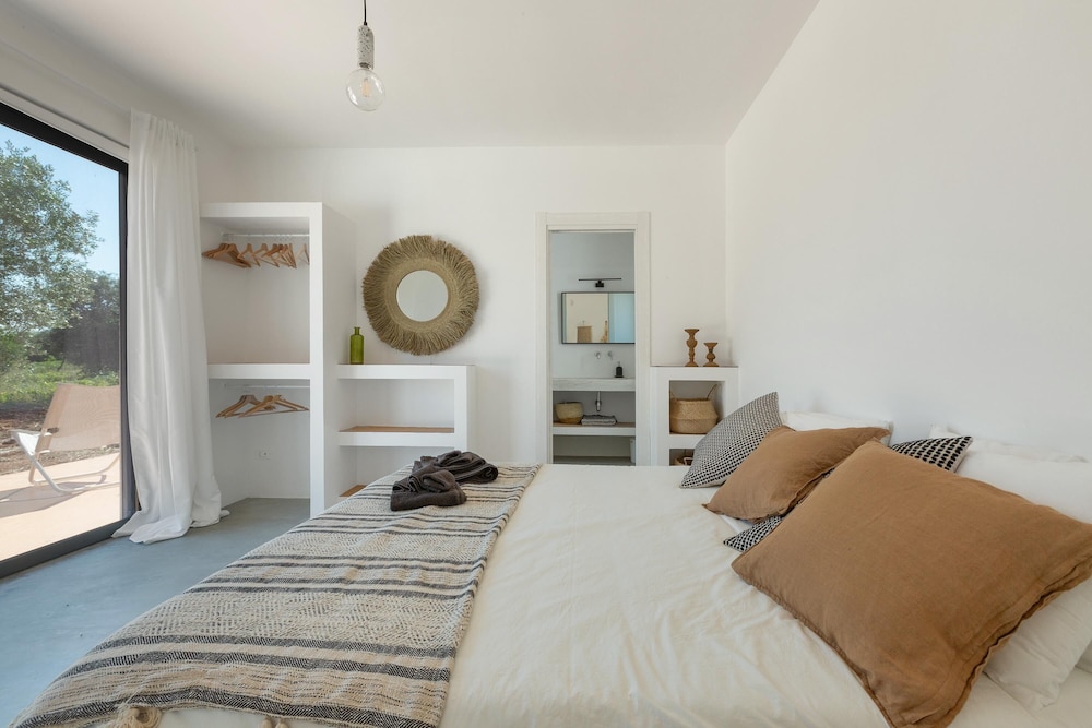 Villa photo 1