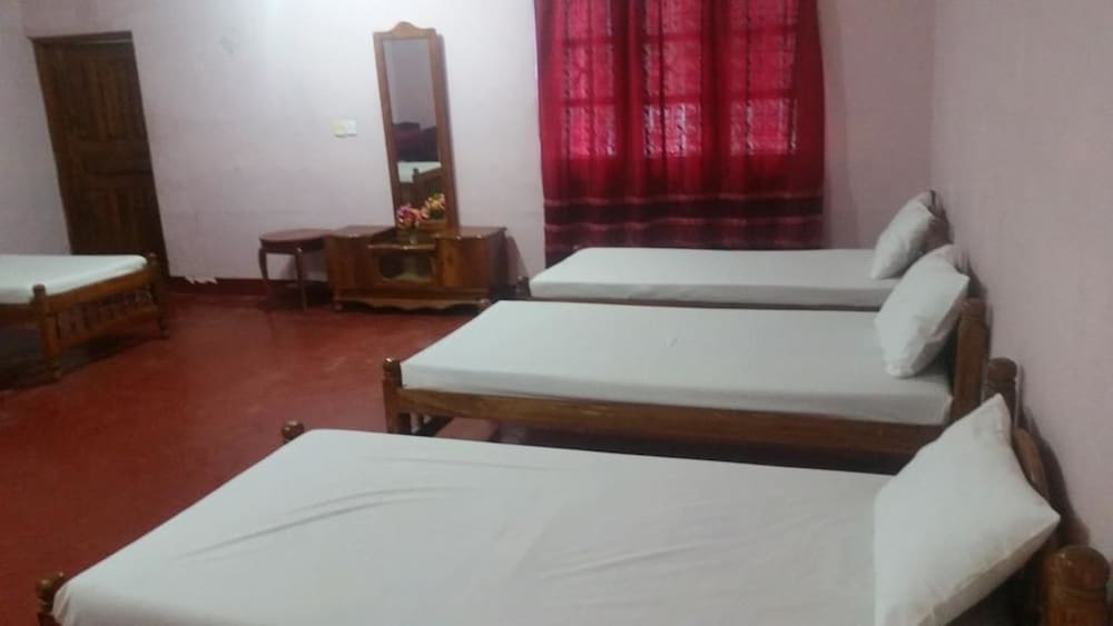 Economy Shared Dormitory, Mixed Dorm photo 1