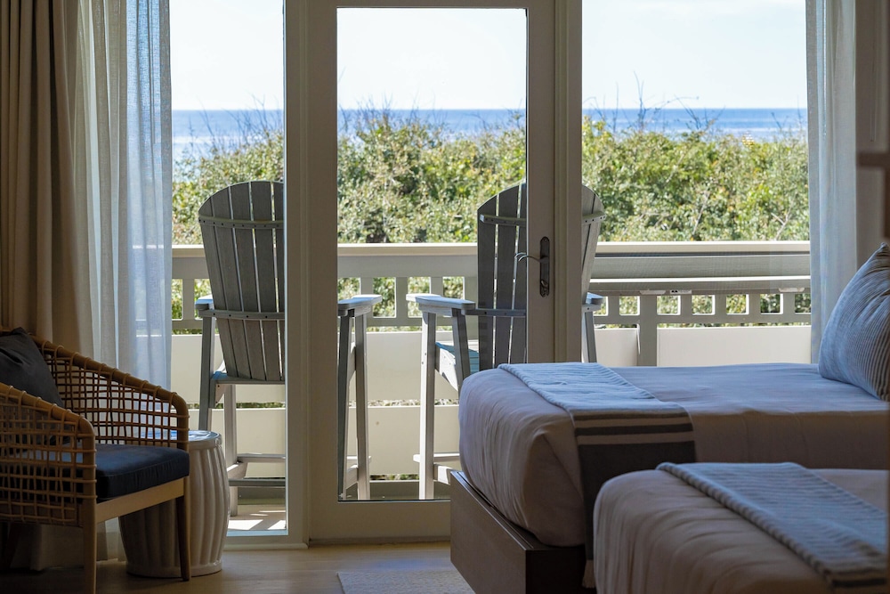 Standard Room, 2 Queen Beds (Coastal View Guest Room 2nd Floor)