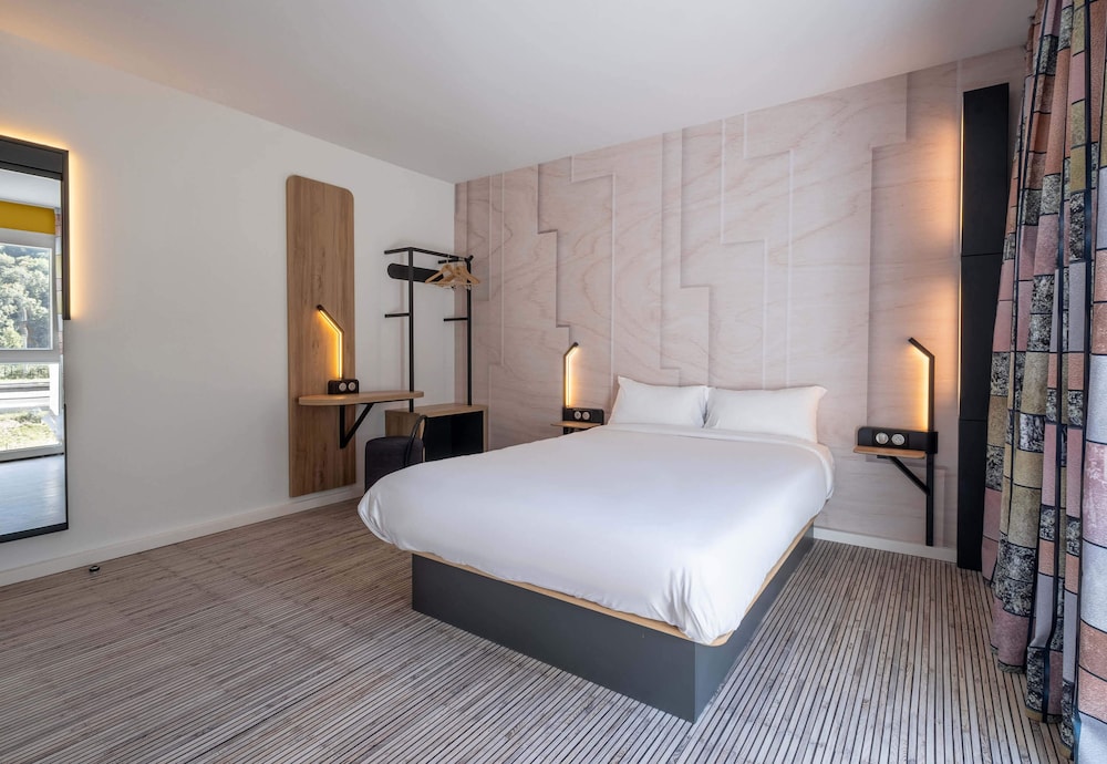Double Room, Accessible - Photo 1