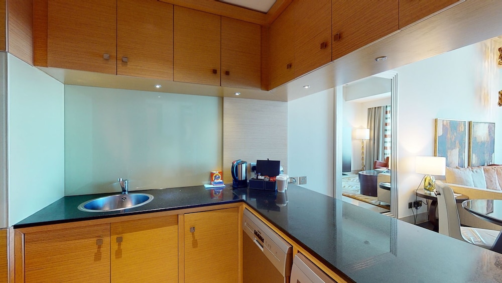 Apartment, 1 Bedroom, Non Smoking photo 2