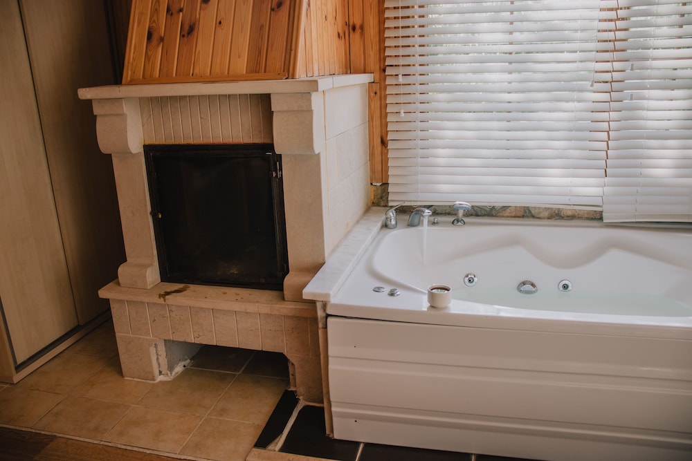 Jakuzili Junior Suite photo 3