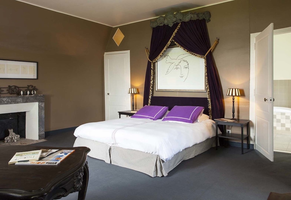 Comfort Suite, 2 Twin Beds, Park View (South) photo 1