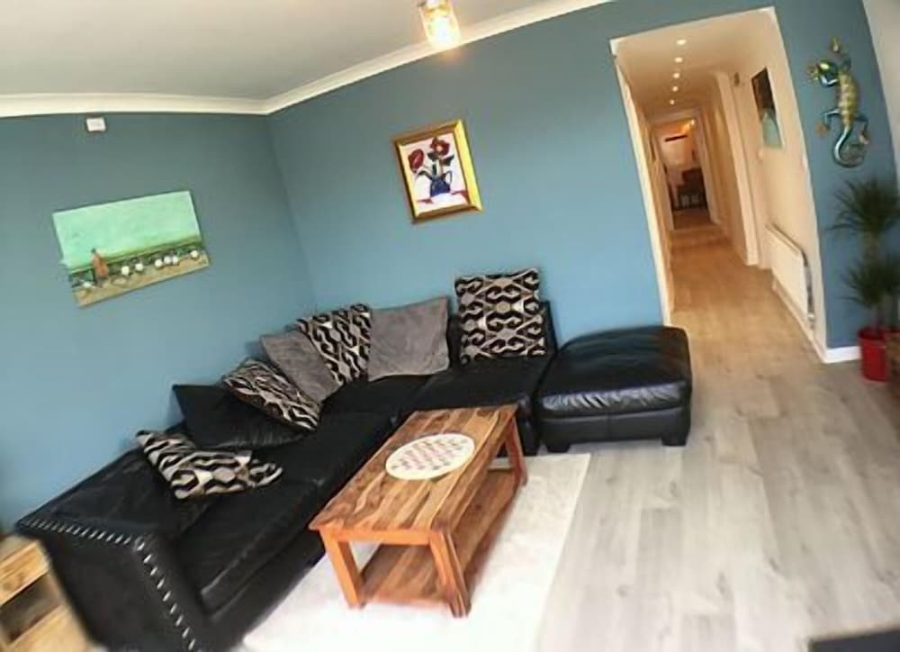 Garden Suite 2 photo 1
