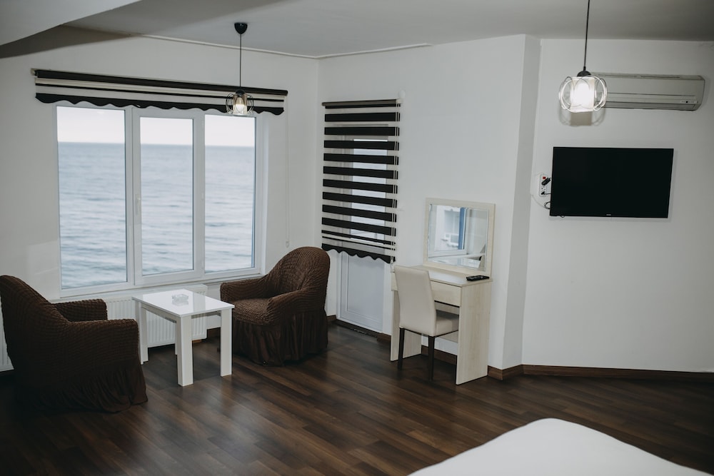 Junior Studio Suite, 1 Bedroom, Sea View photo 1
