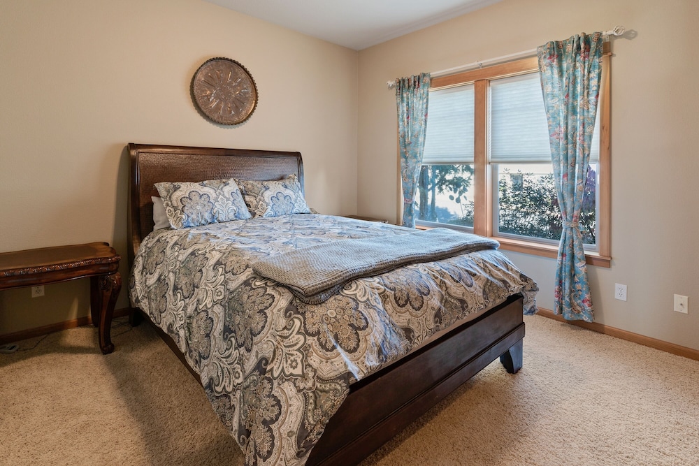 House, 3 Bedrooms photo 2