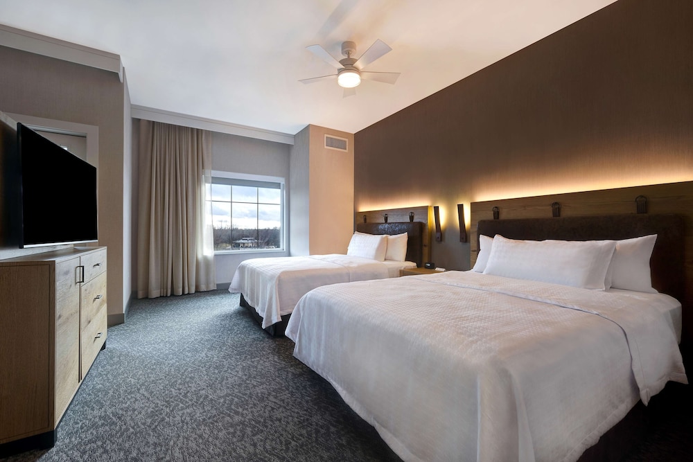 Studio, 2 Queen Beds, Accessible, Balcony (Mobility & Hearing) - Photo 1
