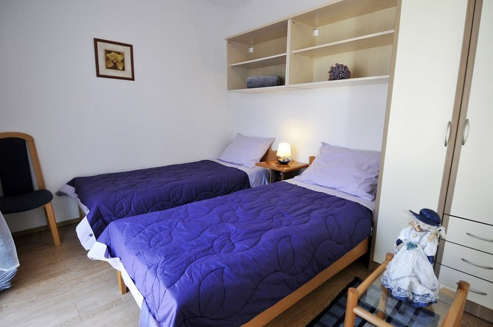 Apartment, 1 Bedroom, Terrace, Ground Floor photo 2
