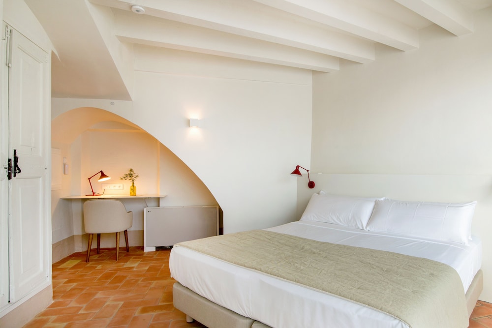 Standard Double Room - Photo 2