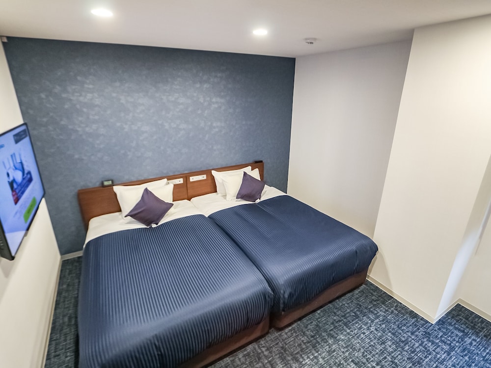 Twin Room, Non Smoking - Photo 1