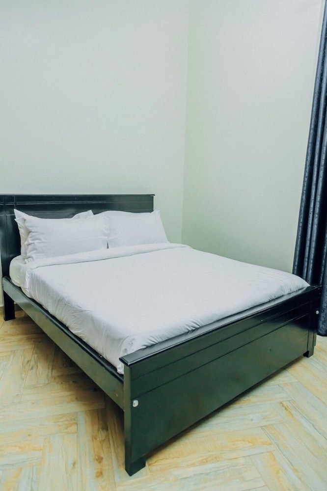 Comfort Apartment, Hill View