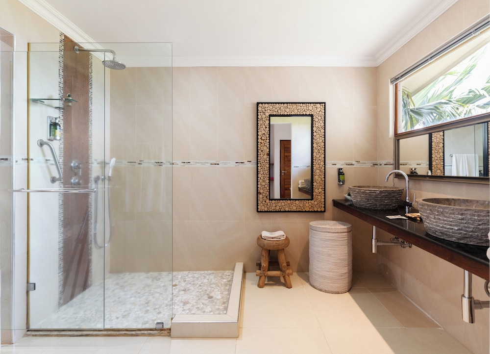 Villa 180 photo 3