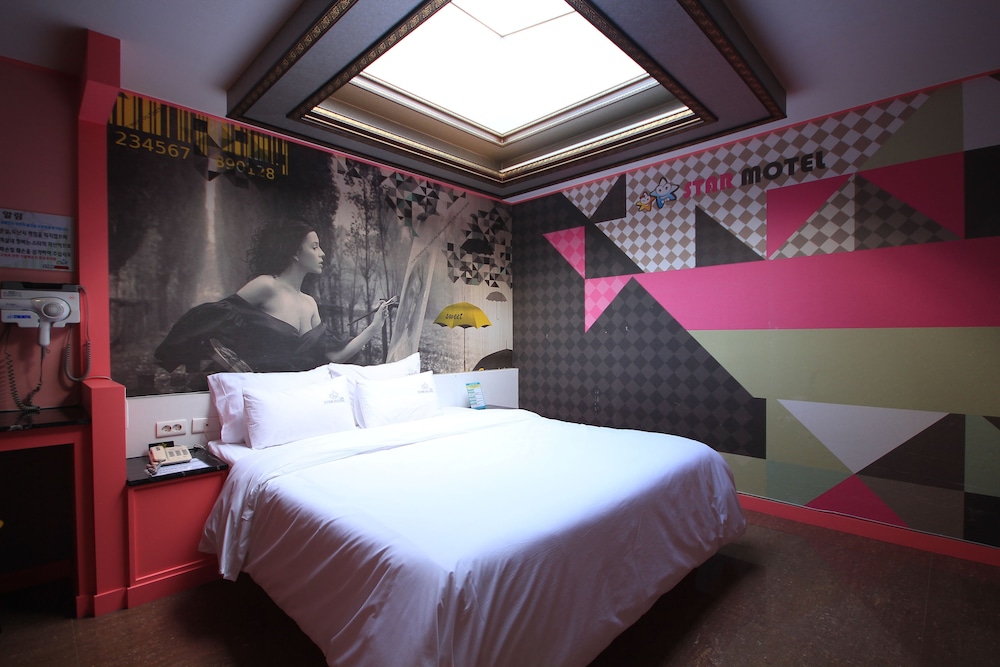 VIP Room (Base Occupancy is 2 pax, Extra Person Fee 10,000 KRW) photo 1