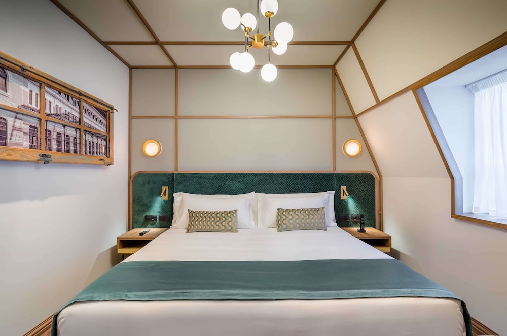Deluxe Room (Superior) - Photo 7