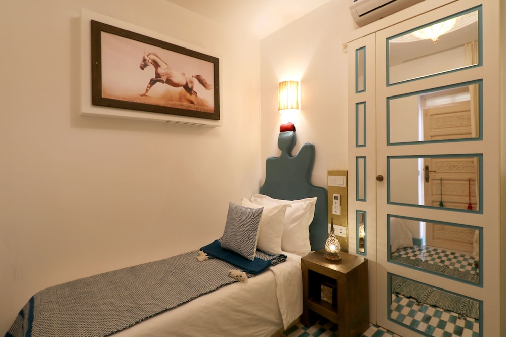 Deluxe Single Room, Ensuite (Topaze)