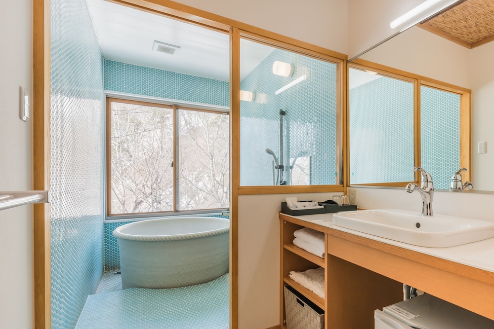[Yamaboshi] Suite with semi-open-air hot spring bath Non smoking photo 3