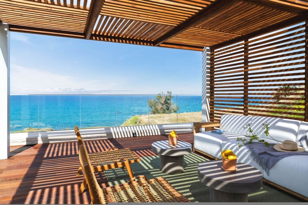 Villa photo 1