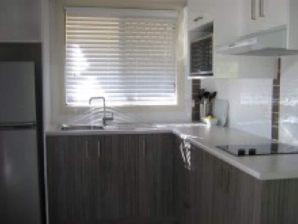 Deluxe Cabin - Sleeps 4 photo 1