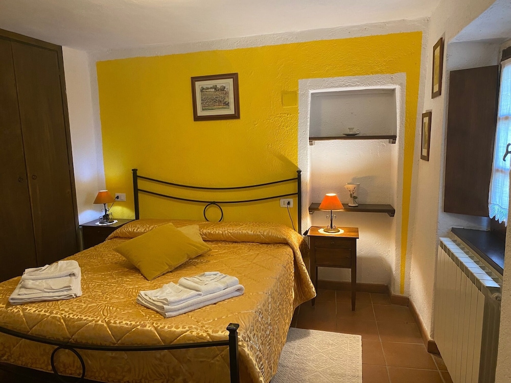 Apartment, 1 Bedroom, Annex Building photo 1