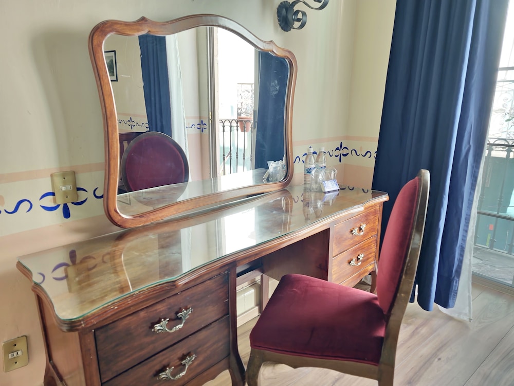 Deluxe Double Room, Balcony, City View - Photo 3
