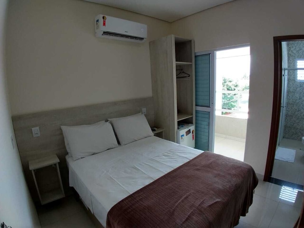 Deluxe Room, Bathtub photo 1