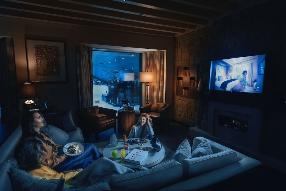 Aspen Two-Bedroom Ski Chalet-Access to Snow Park in Ski Dubai for 2(once per stay), Private Butler thumbnail 6