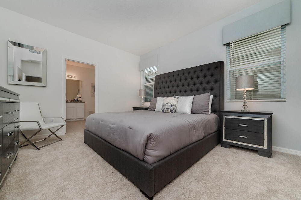 House, Multiple Beds (6100BOD-Solterra Resort)