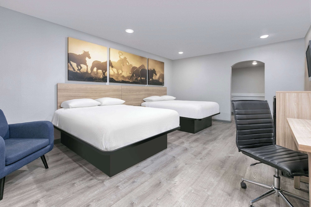 Room, 2 Double Beds, Non Smoking photo 1