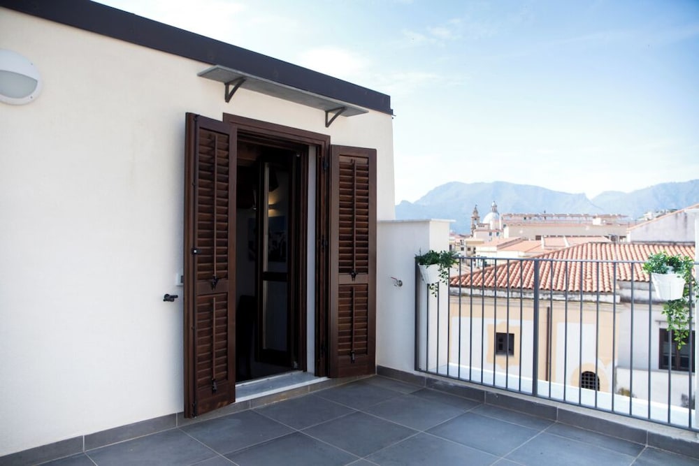 Family Apartment, City View