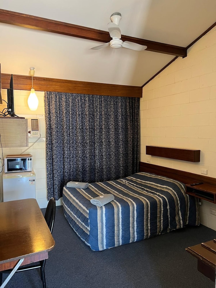 Basic Double Room