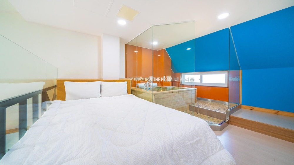 Basic Room, 1 Bedroom (orange 3) - Photo 6