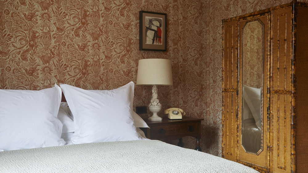 Luxury Double or Twin Room - Photo 7
