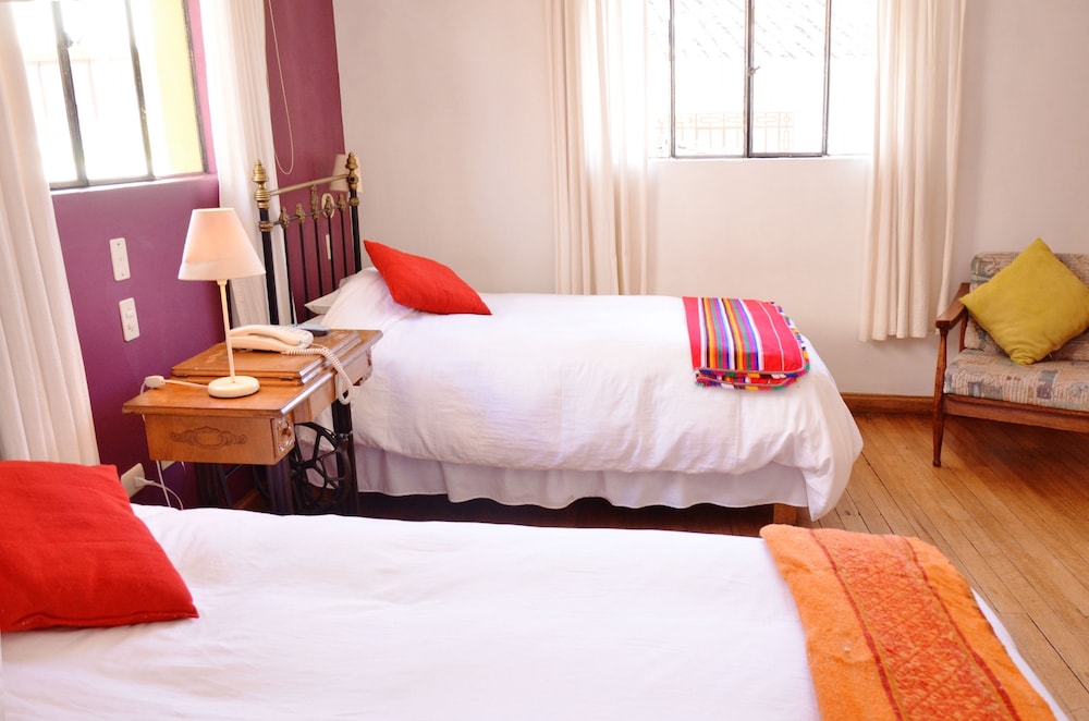 Standard Twin Room photo 2