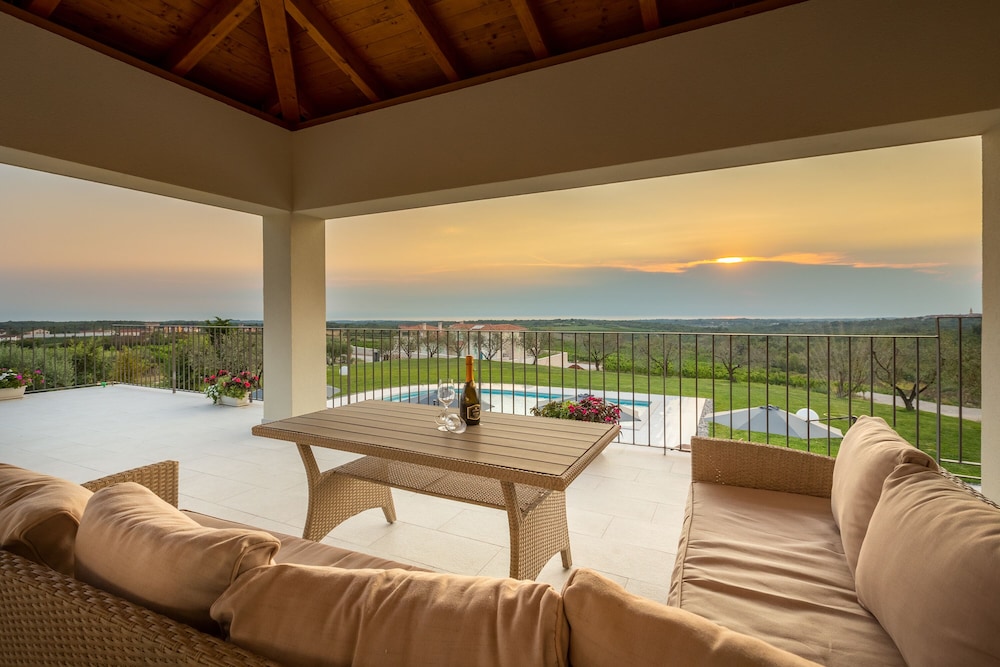 Bianca Suite Deluxe with sea view