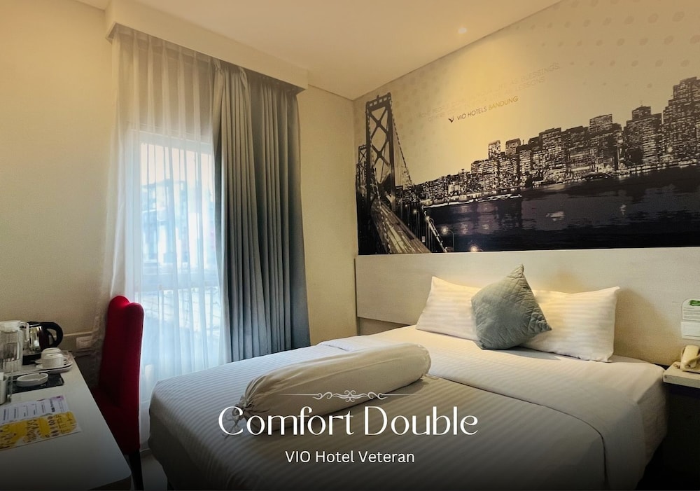 Comfort Queen Room Only