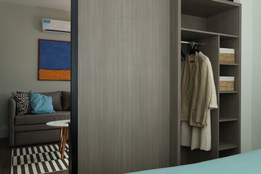 Studio Suite photo 3