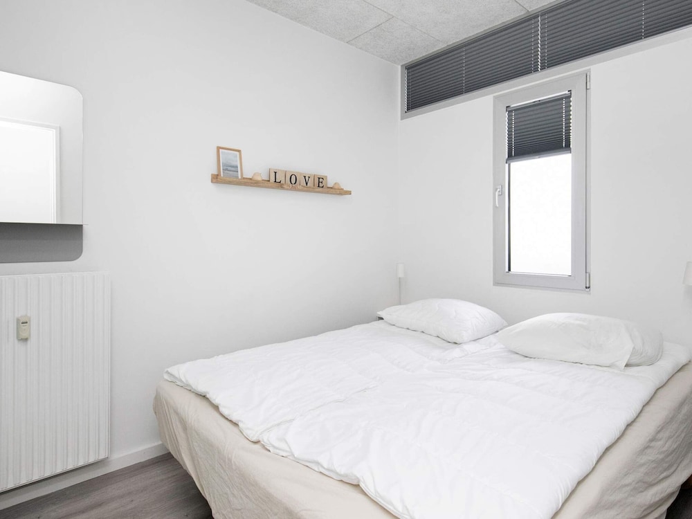 Classic Apartment, 2 Bedrooms photo 1