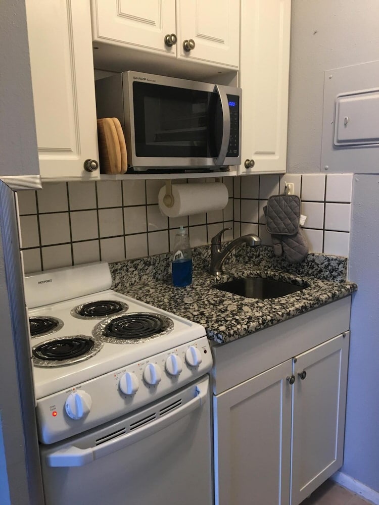 Apartment photo 1
