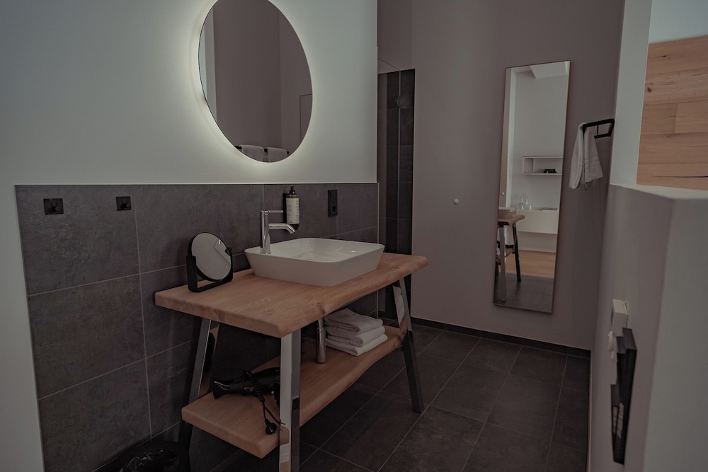 Classic Triple Room photo 2