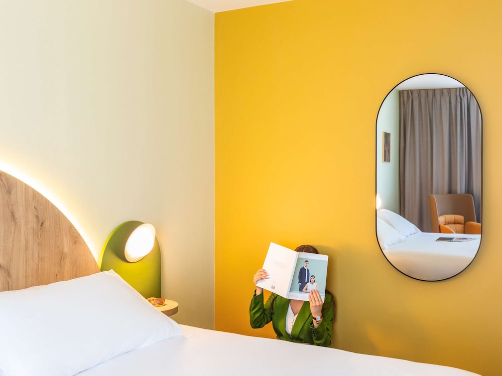 Premium Room, 1 Double Bed - Photo 3